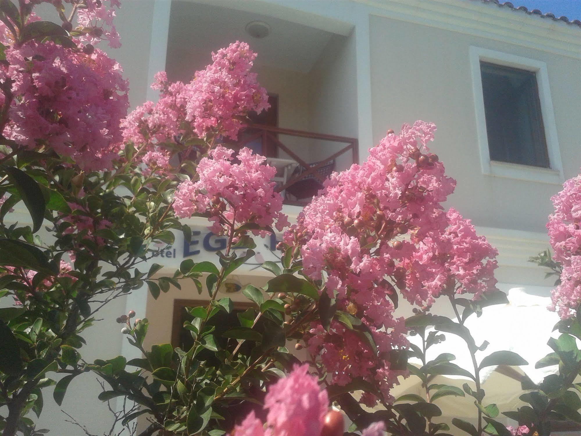 Ege Han Hotel Bozcaada Exterior photo